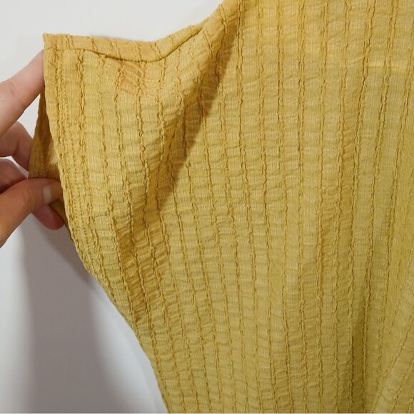 Chenault Textured Tie Front Oversized Top - Picture 7 of 8